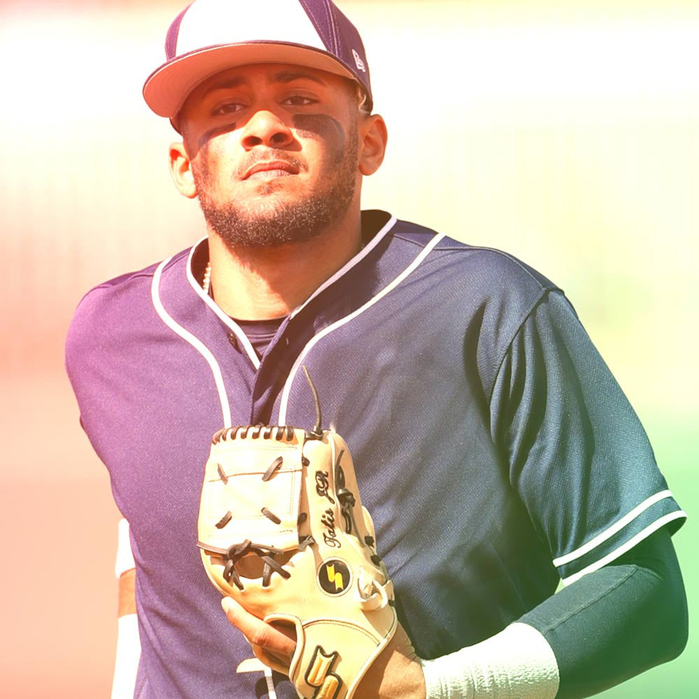 Fernando Tatis Running
