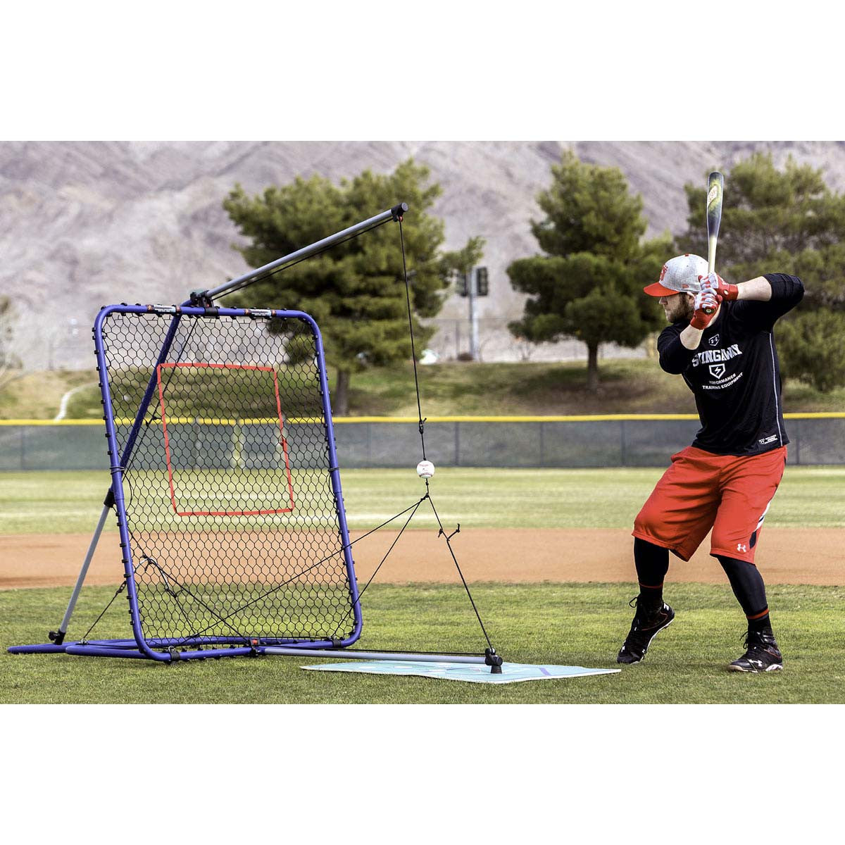 SwingAway Pro Traveler Hitting System